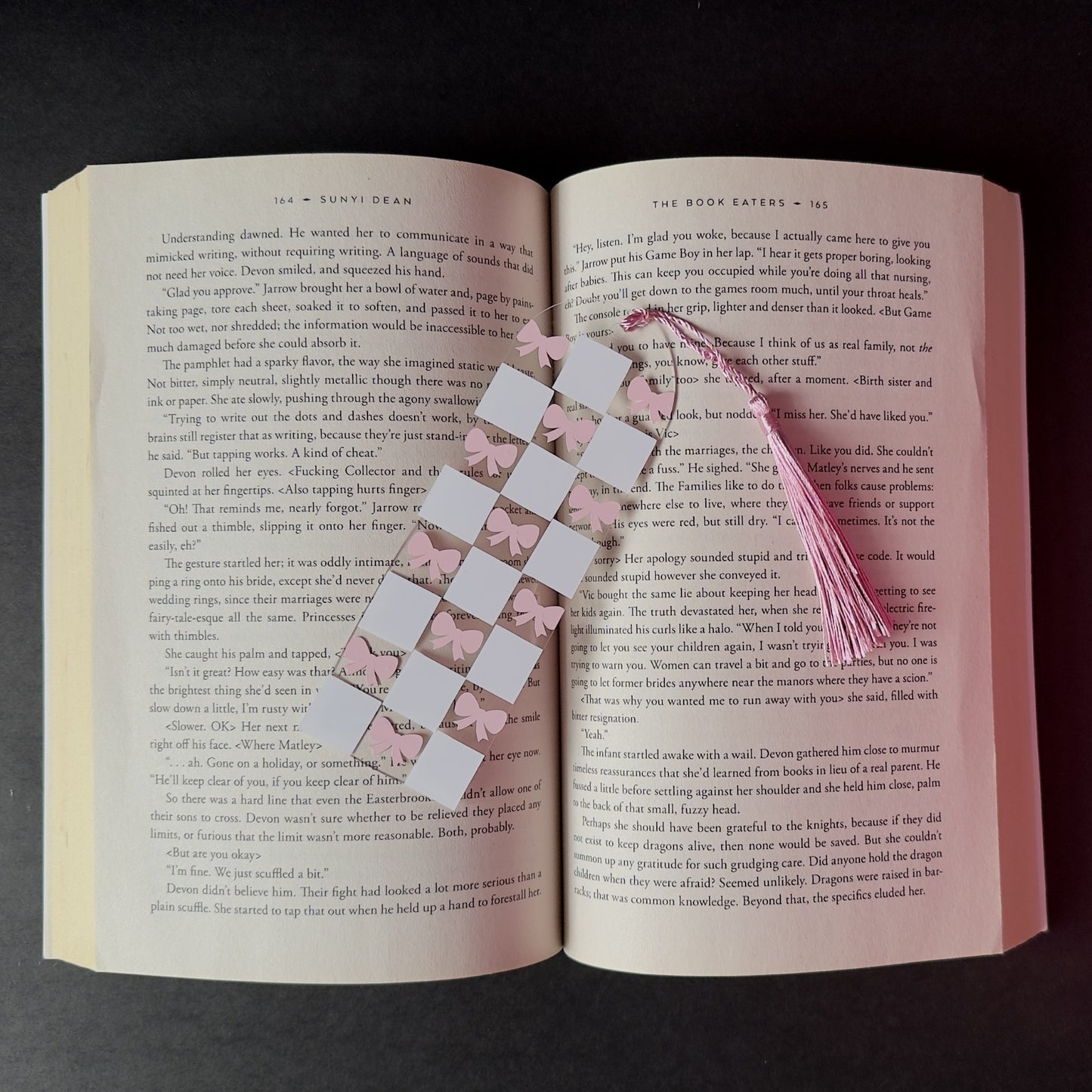 Checkered Bows Bookmark